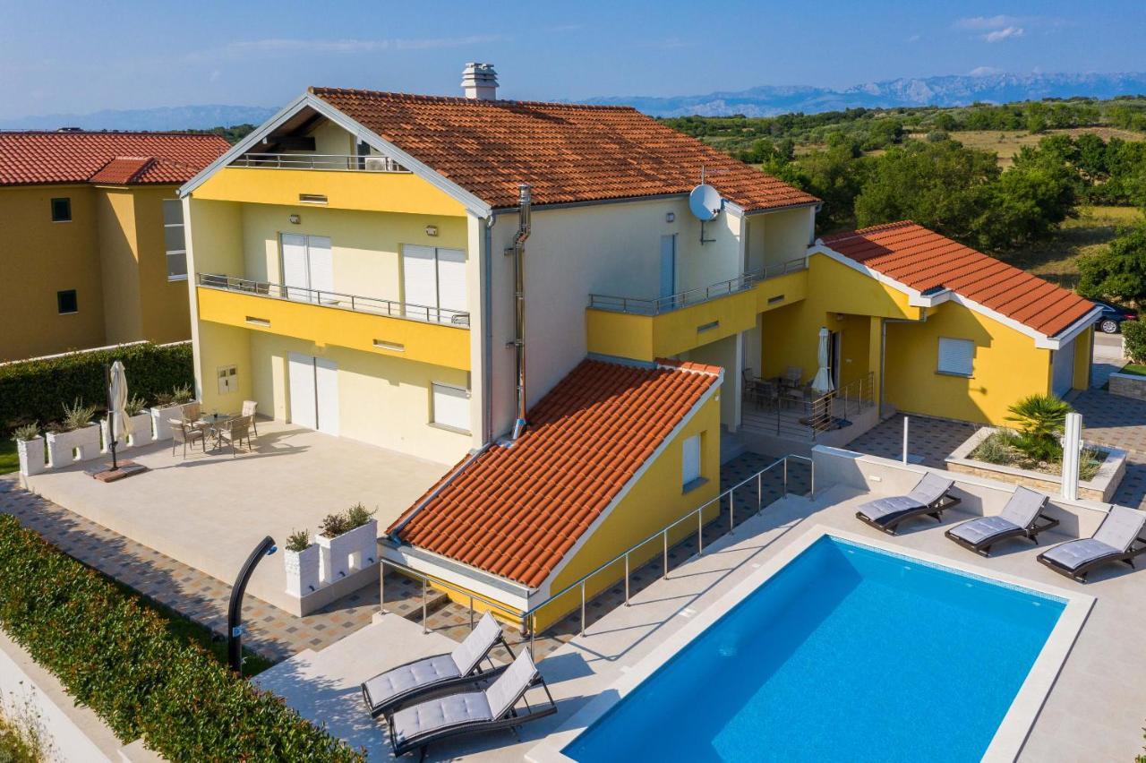 Villa Petra S Bazenom, Rostiljem I Parkingom Zadar Ngoại thất bức ảnh