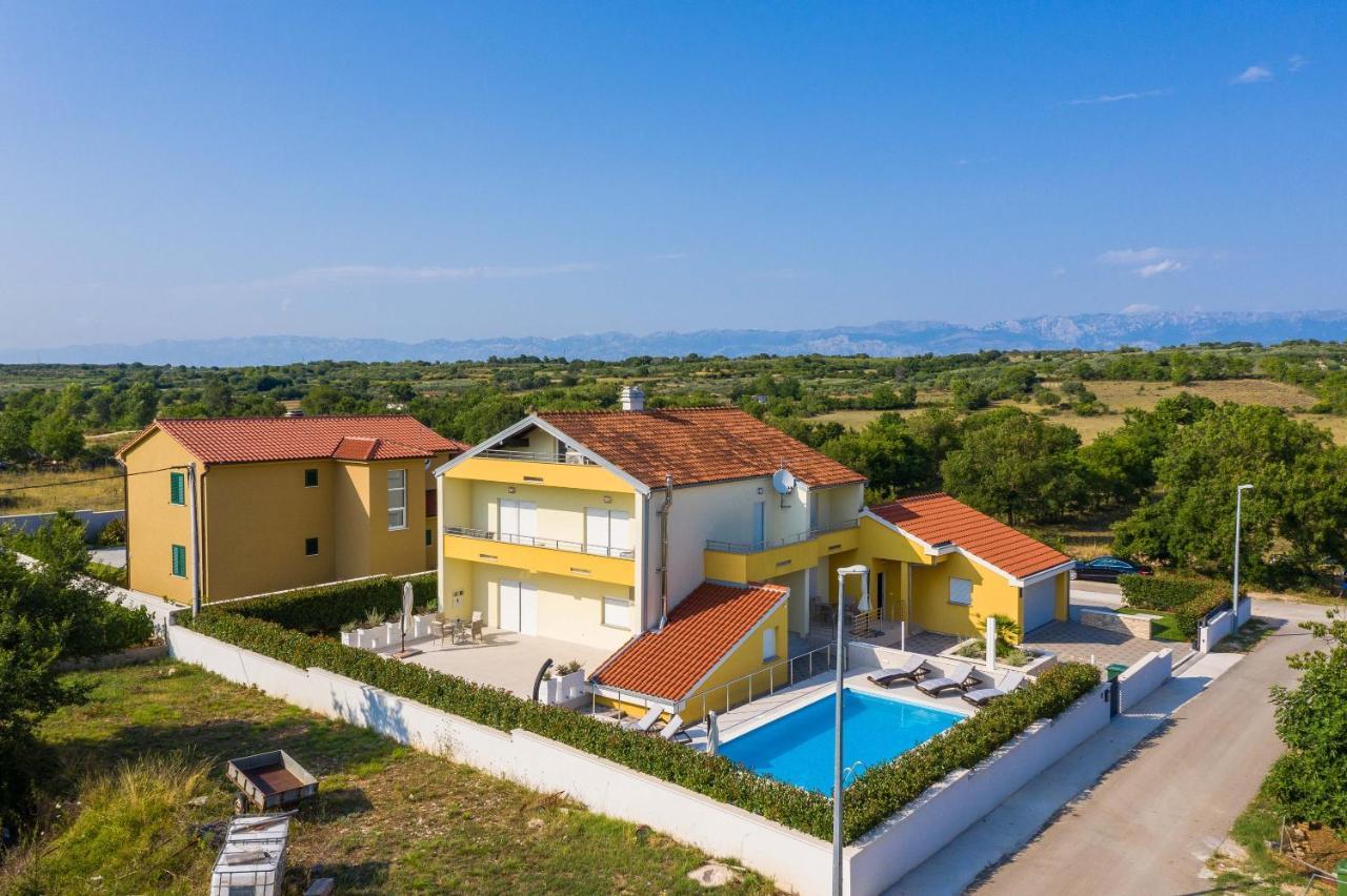 Villa Petra S Bazenom, Rostiljem I Parkingom Zadar Ngoại thất bức ảnh