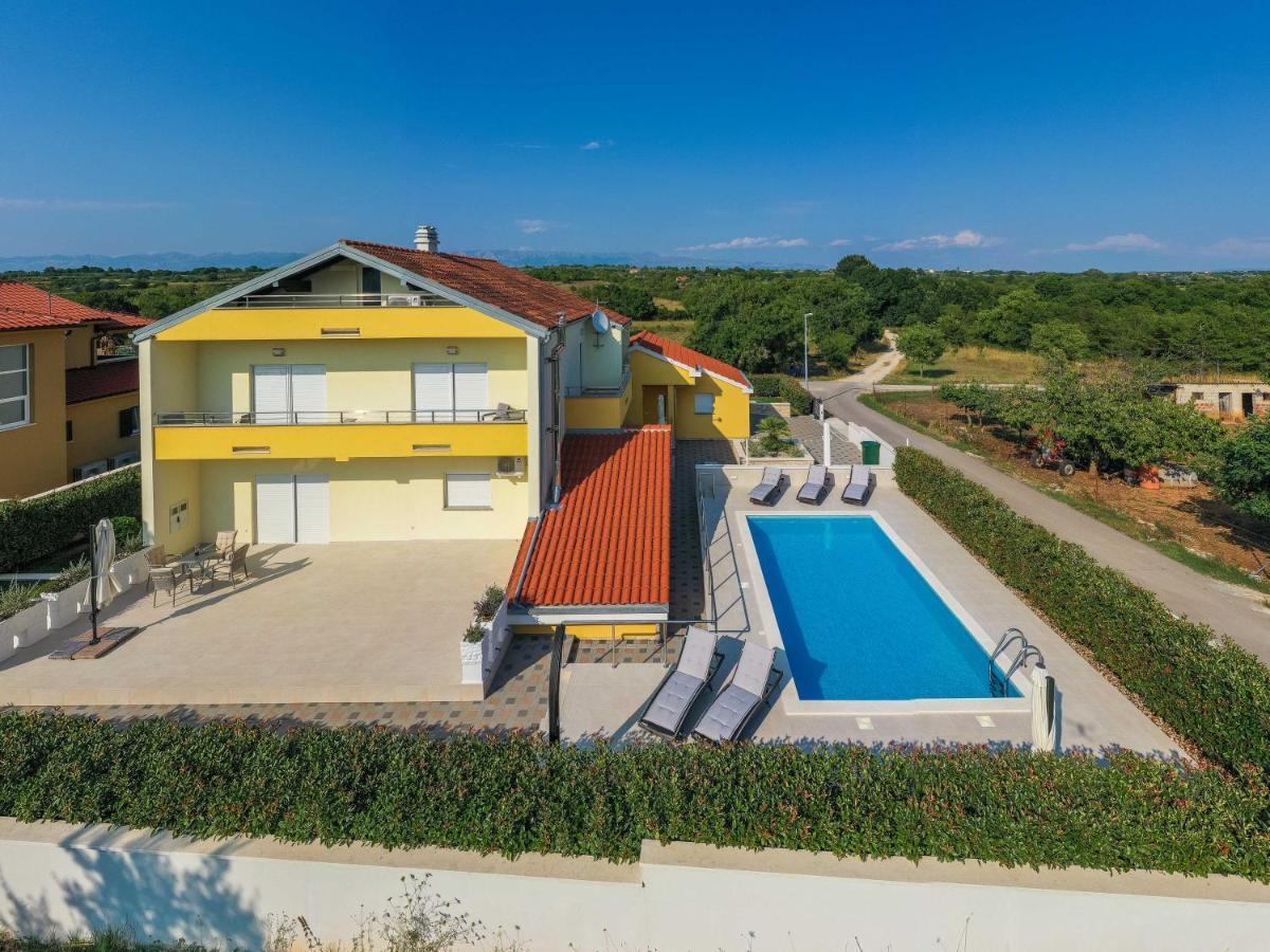 Villa Petra S Bazenom, Rostiljem I Parkingom Zadar Ngoại thất bức ảnh