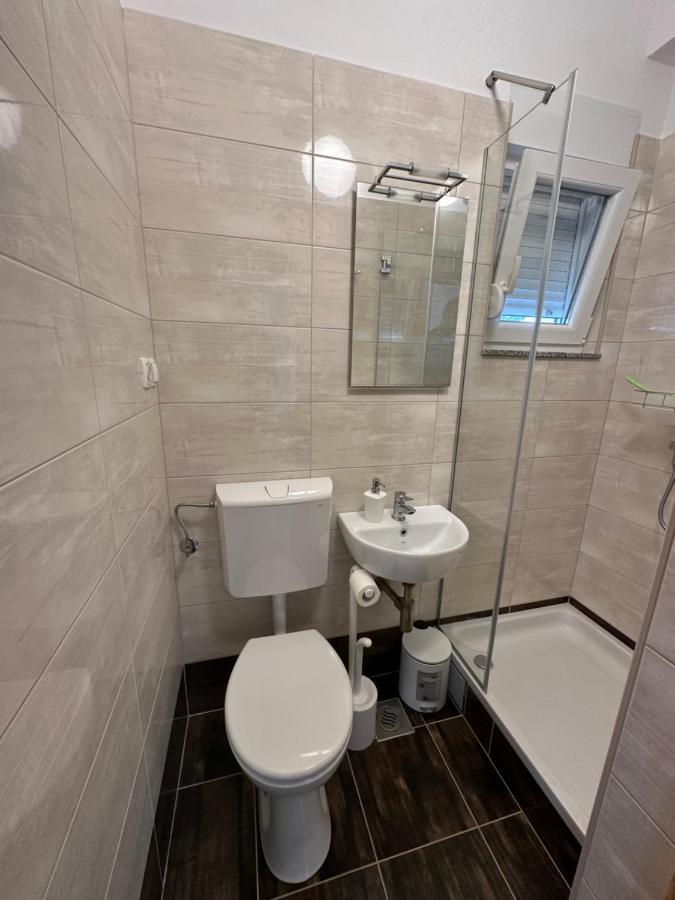 Villa Petra S Bazenom, Rostiljem I Parkingom Zadar Ngoại thất bức ảnh
