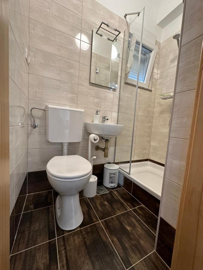Villa Petra S Bazenom, Rostiljem I Parkingom Zadar Ngoại thất bức ảnh